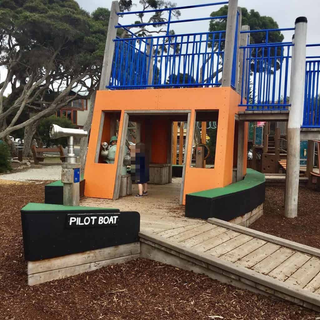 Big bird playground point deals lonsdale