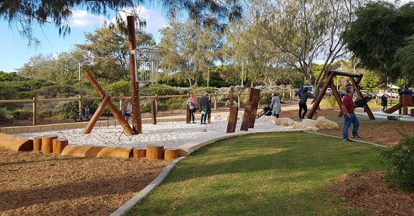 Iluka Foreshore Park
