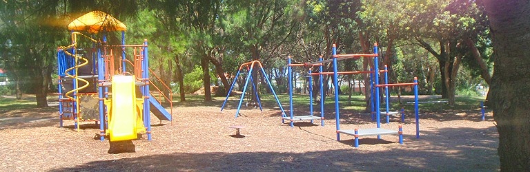 Dr-Walters-Park-Playground-768×250