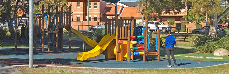 central-park-playground-768×250