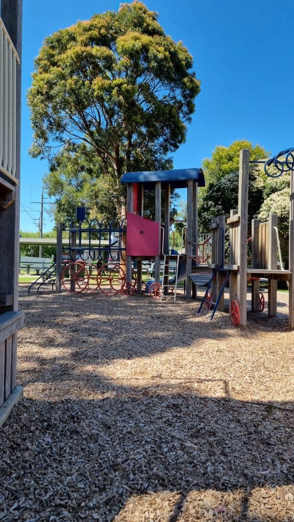 Cochranes Park Playground