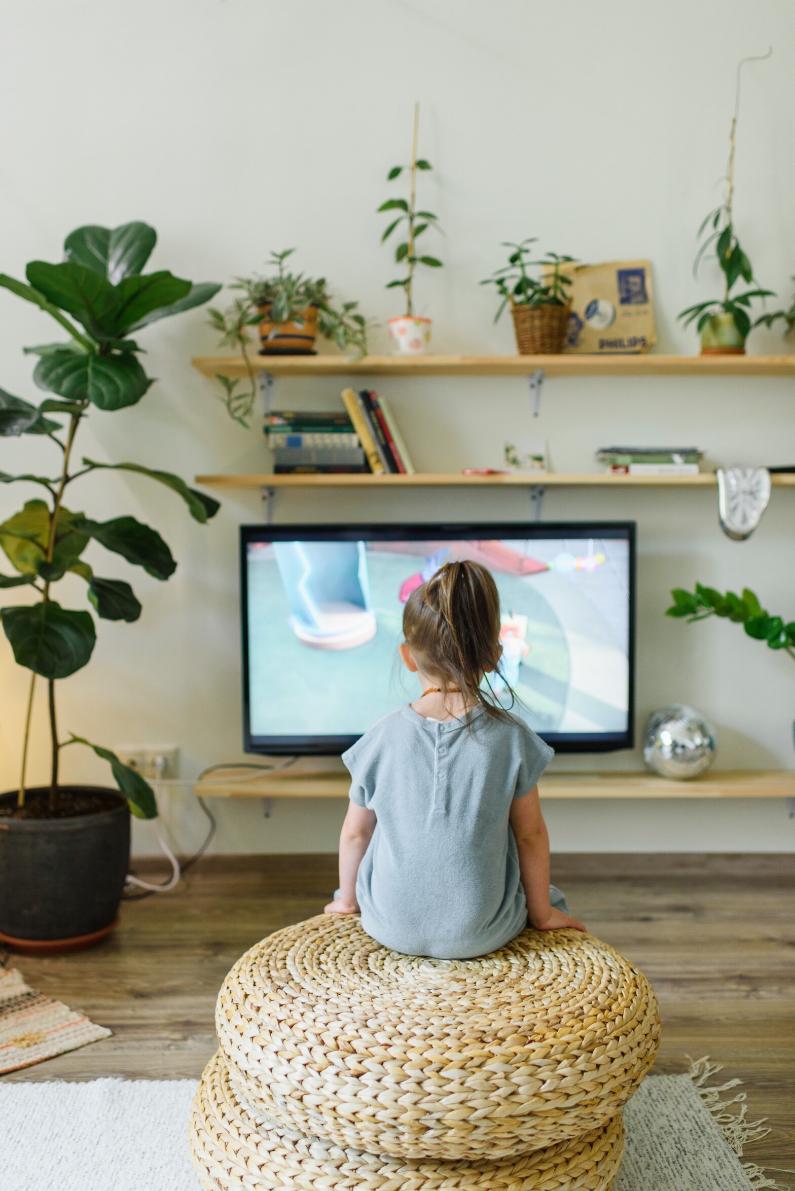 Are Your Parenting Techniques Harming Your Child’s Future? The Shocking Link Between Childhood TV Watching and Adult Health Revealed