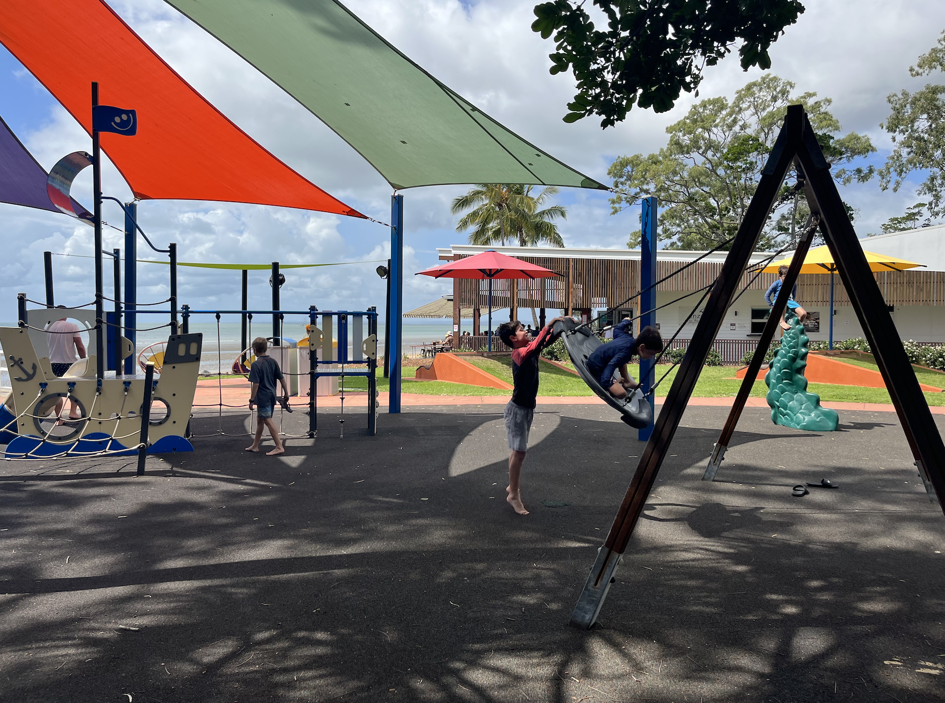 Enzo’s Restaurant on the Beach and Foreshore Playground, Hervey Bay